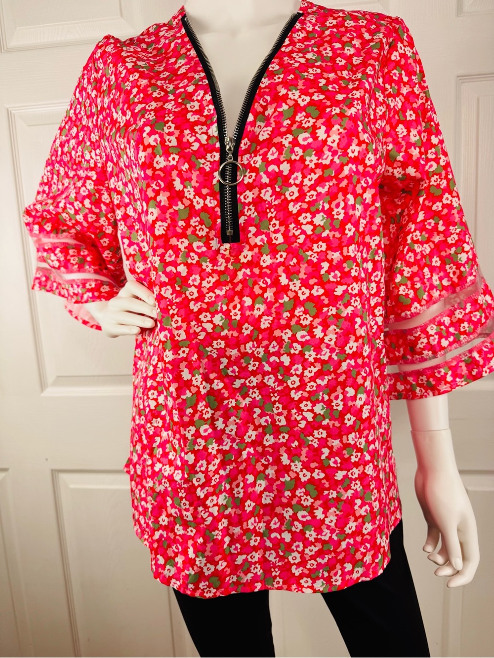 Women's Pink Floral Zip-Front Tunic with Bell Sleeves